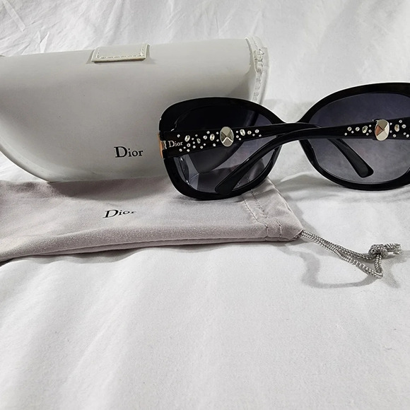 Authentic Dior Midnight Sunglasses - Picture 1 of 11
